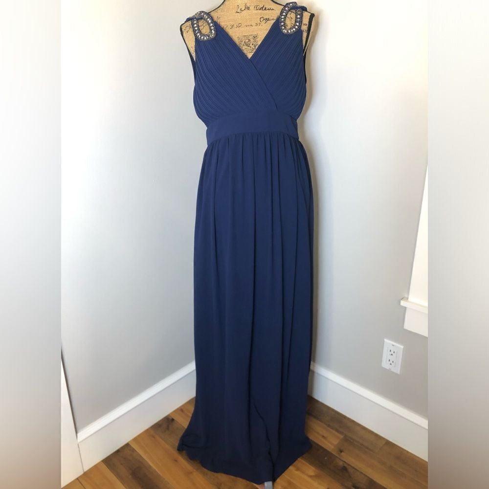 TFNC gown dress Size Large